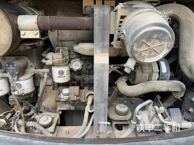 发动机整体俯视（整机外观）