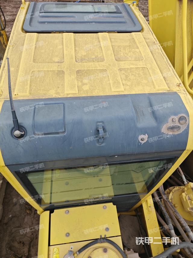 駕駛室頂部俯視（上車部件）