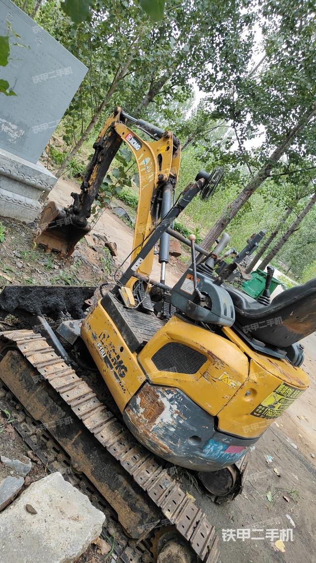 驾驶室整体（整机外观）