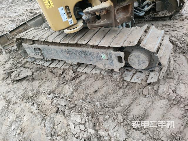 右側(cè)履帶整體?（行走機構(gòu)）