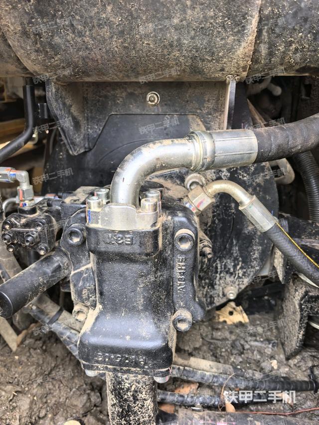 液壓泵室（大件艙室）