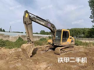 重庆沃尔沃EC140DL挖掘机实拍图片
