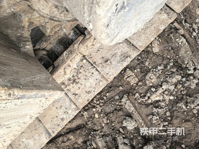 右導(dǎo)向輪（行走機(jī)構(gòu)）