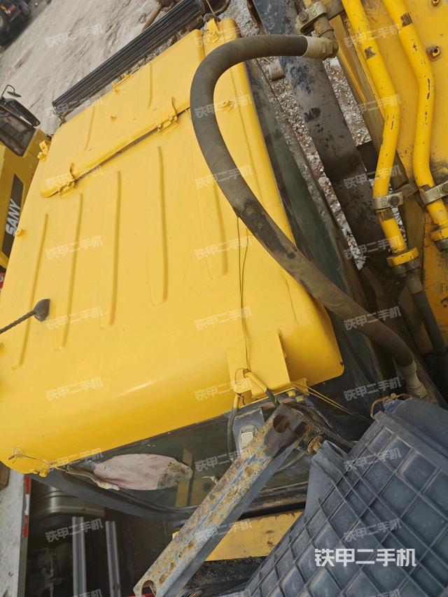 駕駛室頂部俯視（上車部件）