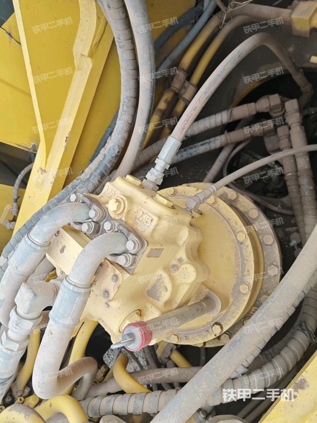 回轉(zhuǎn)馬達(dá)（上車部件）