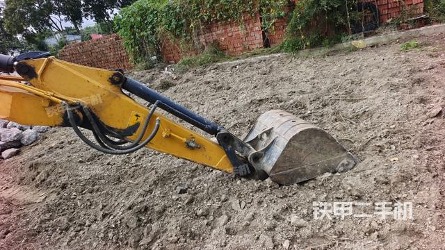 小臂整體右前（工作和回轉(zhuǎn)裝置）