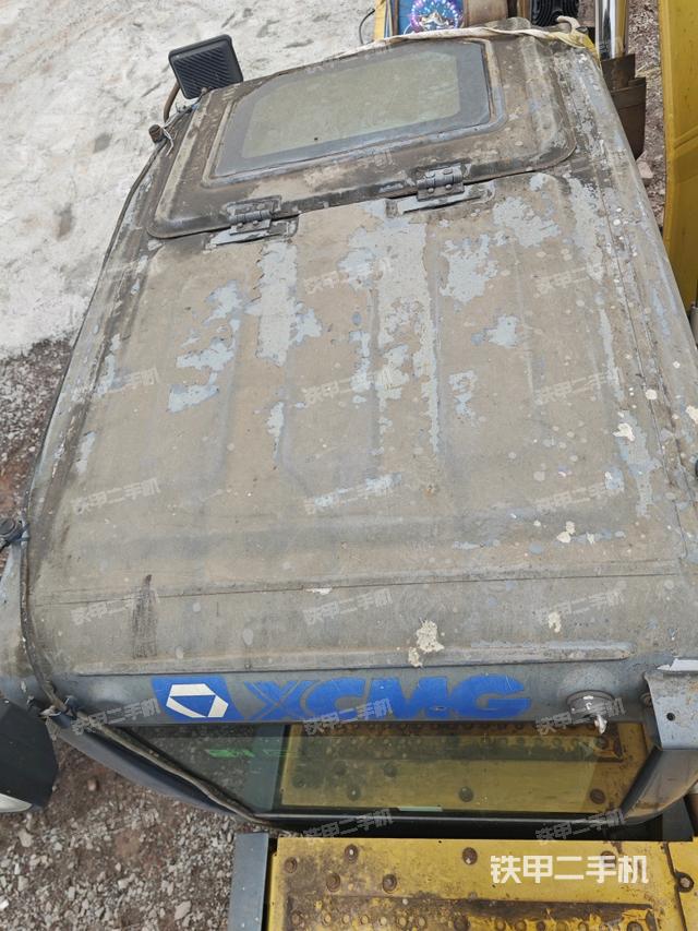 驾驶室顶部俯视（上车部件）