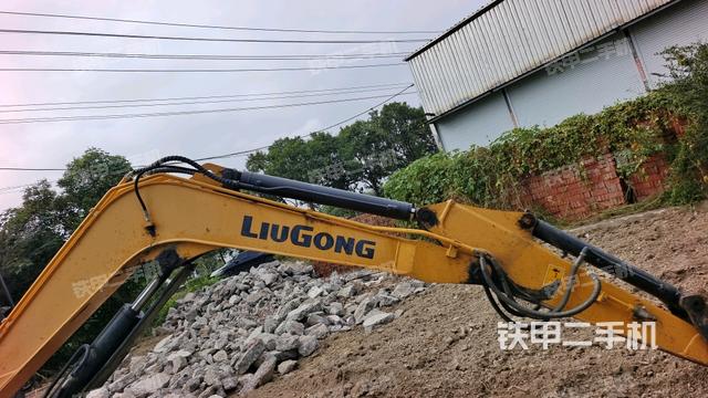 大臂整體?右側(cè)（工作和回轉(zhuǎn)裝置）