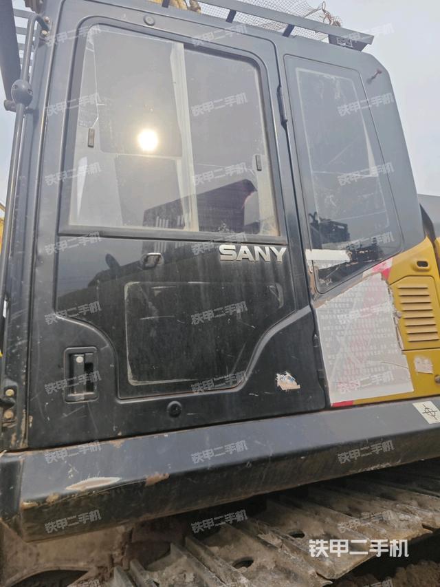 驾驶室左前45度（驾驶室部分）