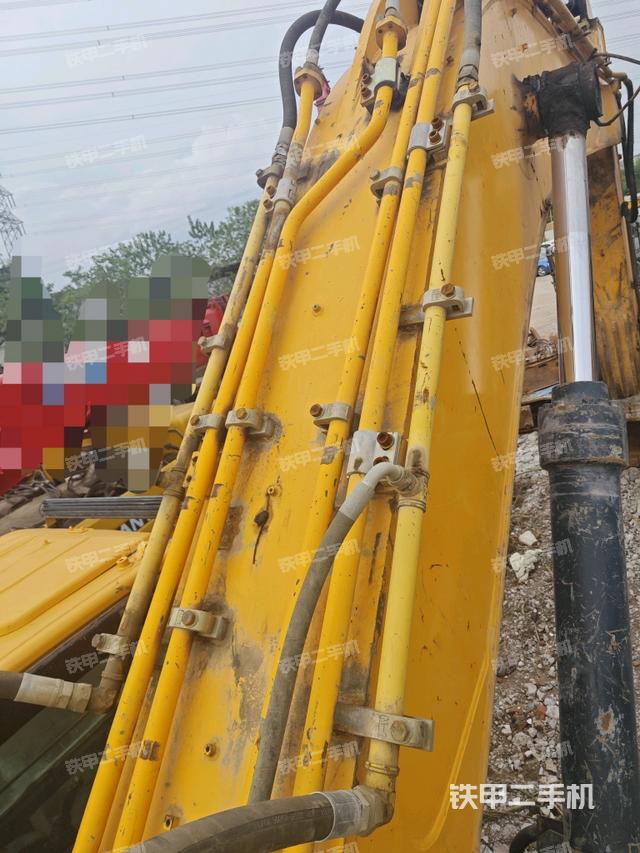 大臂背部俯視（工作和回轉(zhuǎn)裝置）