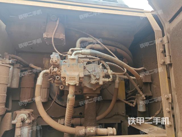 液压泵室（大件舱室）