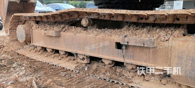 单侧履带整体（整机外观）