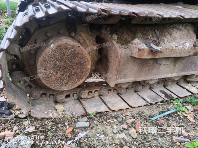 右驱动轮（行走机构）