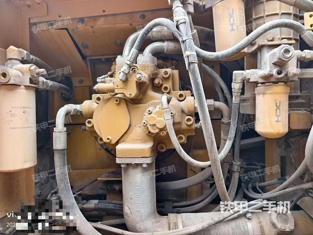 液壓泵室（大件艙室）