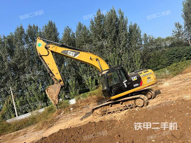卡特彼勒320D2L液压挖掘机