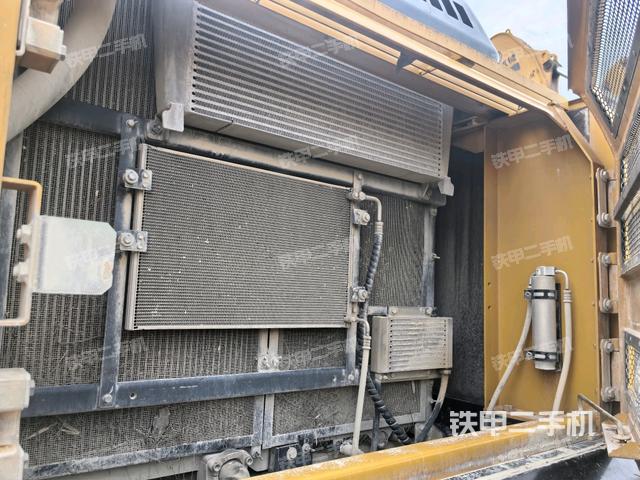 散熱器正面（大件艙室）