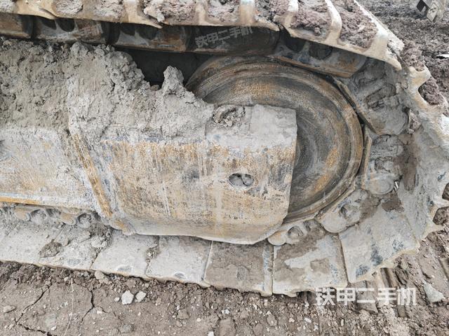 左導(dǎo)向輪（行走機(jī)構(gòu)）