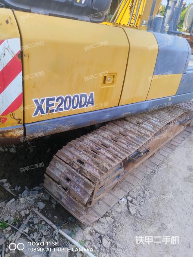 液壓泵斜45?右（大件艙室）