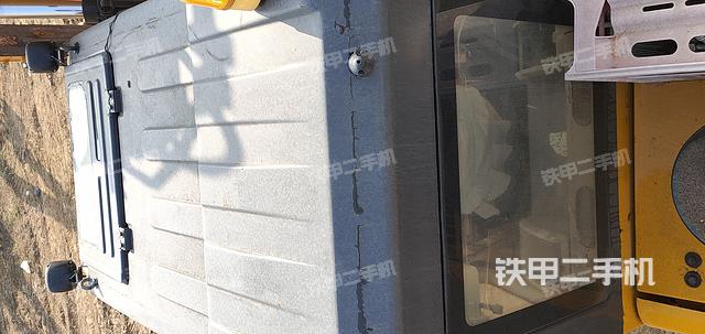 駕駛室頂部（整機(jī)外觀）