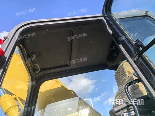 頂棚整體（駕駛室部分）