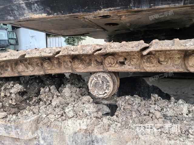 左驅(qū)動(dòng)輪（行走機(jī)構(gòu)）