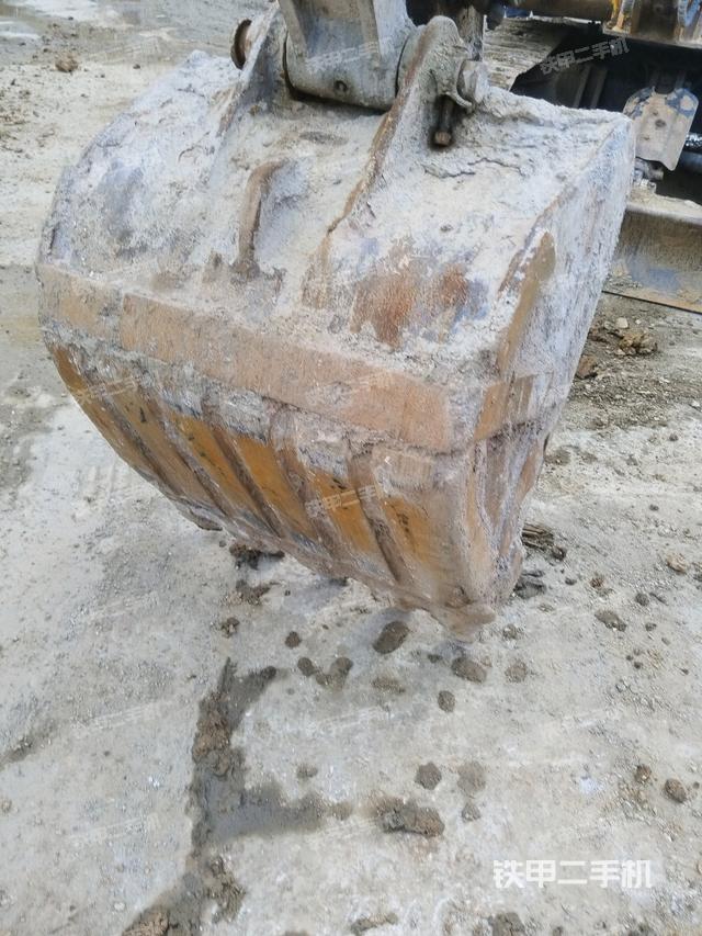 鏟斗45度（工作和回轉(zhuǎn)裝置）