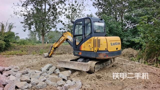 左后45（整機外觀）