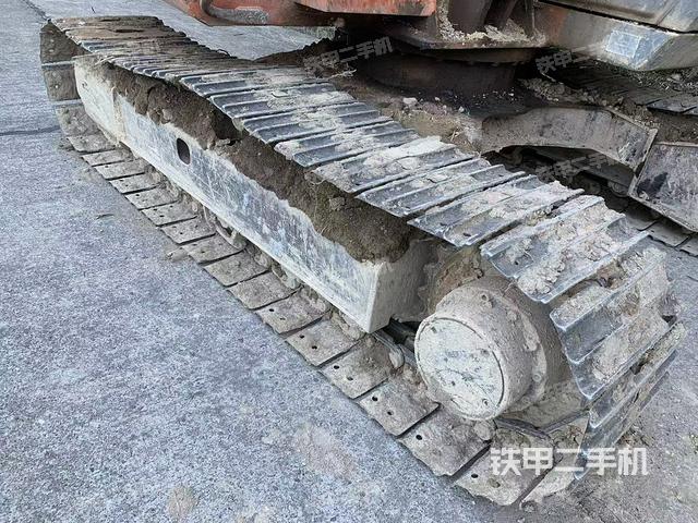 单侧履带整体（整机外观）