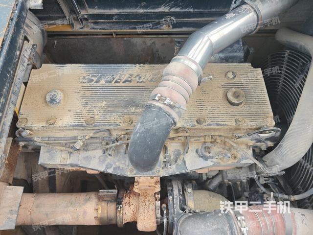 氣門室蓋螺絲特寫（上車部件）