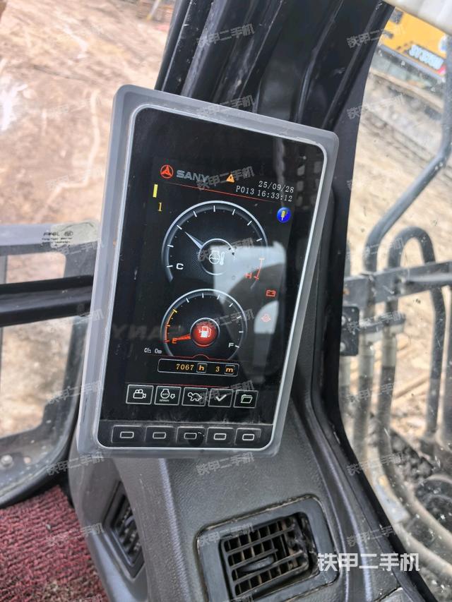 顯示屏?（駕駛室部分）