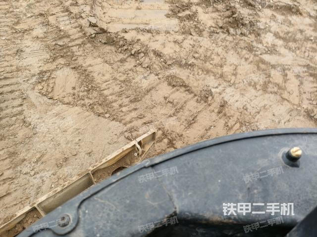 后窗玻璃角標(biāo)（駕駛室部分）