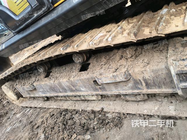 右侧行走马达盖板（行走机构）