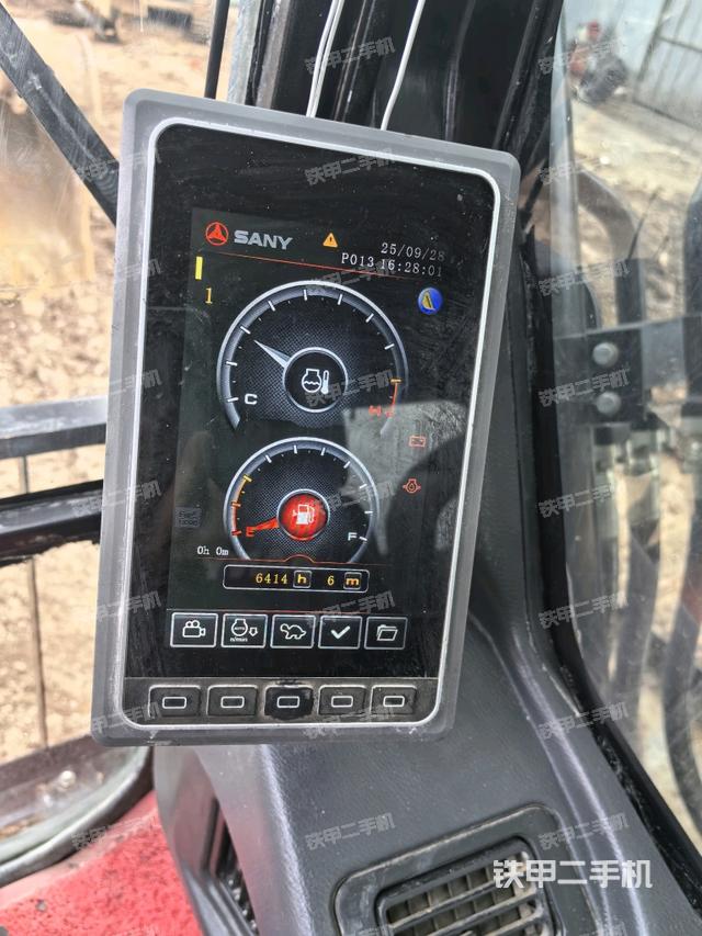 顯示屏?（駕駛室部分）