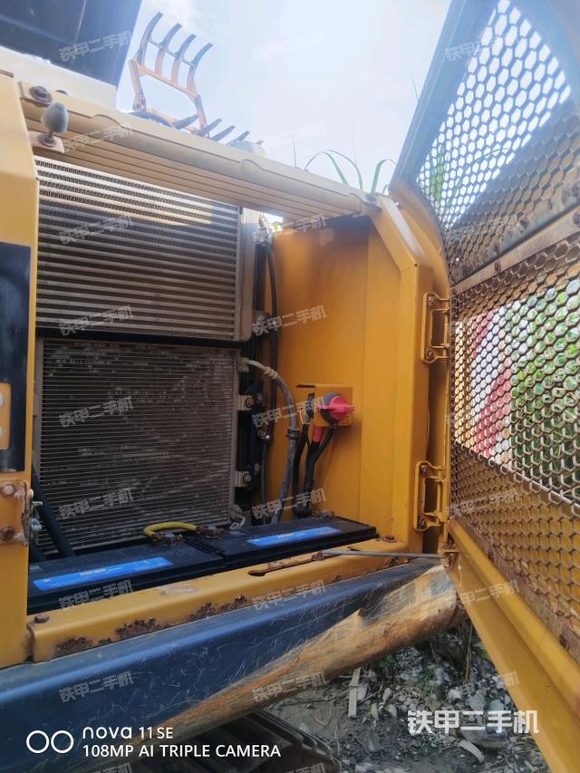 電瓶（大件艙室）