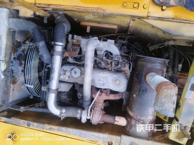 发动机室（上车部件）