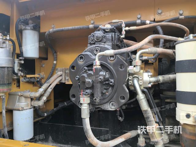 電瓶（大件艙室）