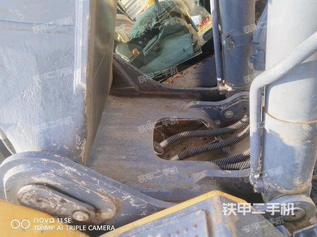 大臂根部 斜视（工作和回转装置）