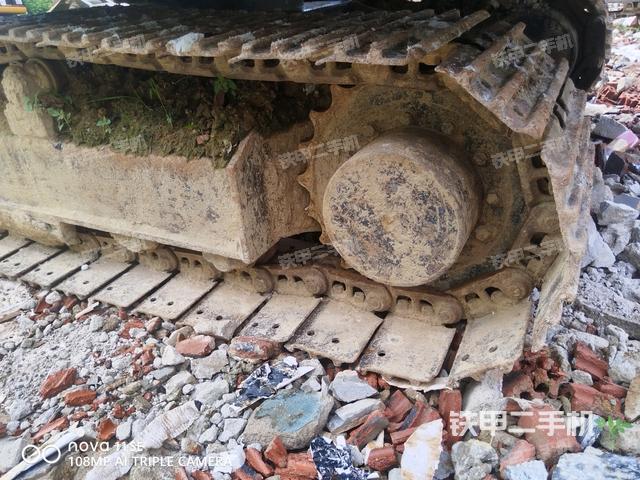 左導(dǎo)向輪（行走機(jī)構(gòu)）