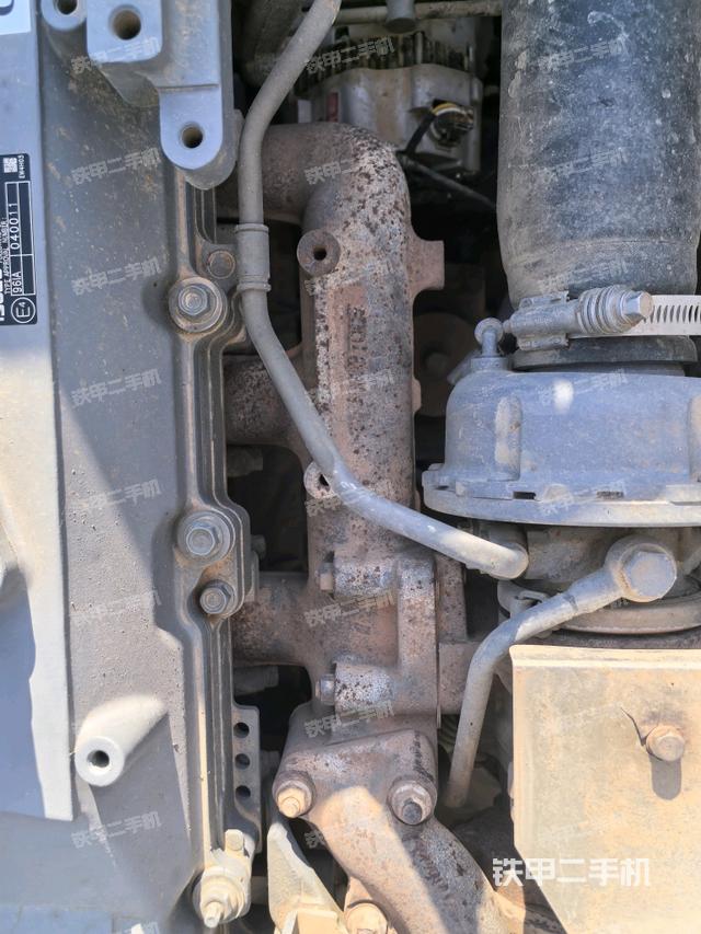 氣門室蓋螺絲特寫（上車部件）