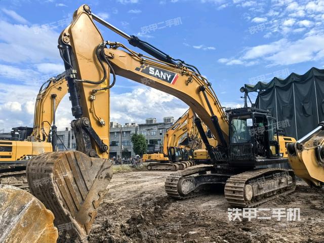 三一重工SY485H挖掘機(jī)