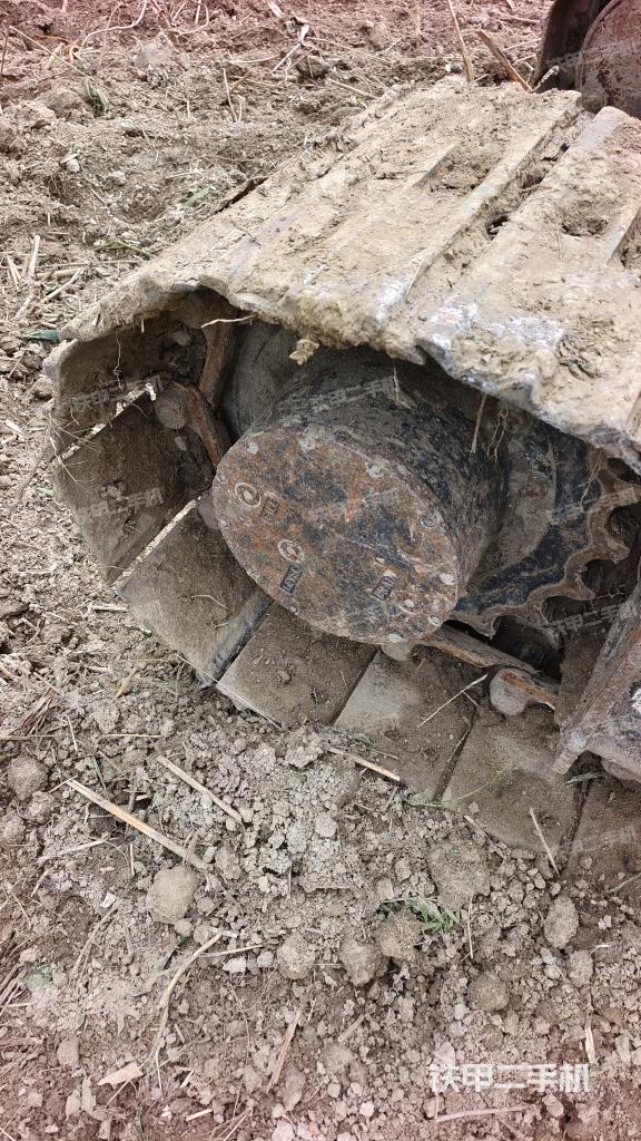 右側(cè)行走馬達蓋板（行走機構(gòu)）