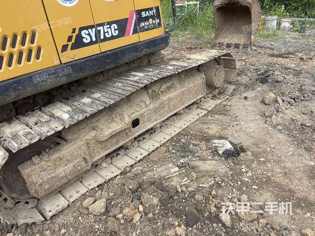 單側(cè)履帶整體（整機(jī)外觀）