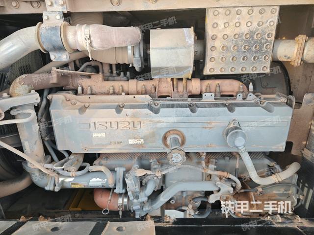 发动机室（上车部件）