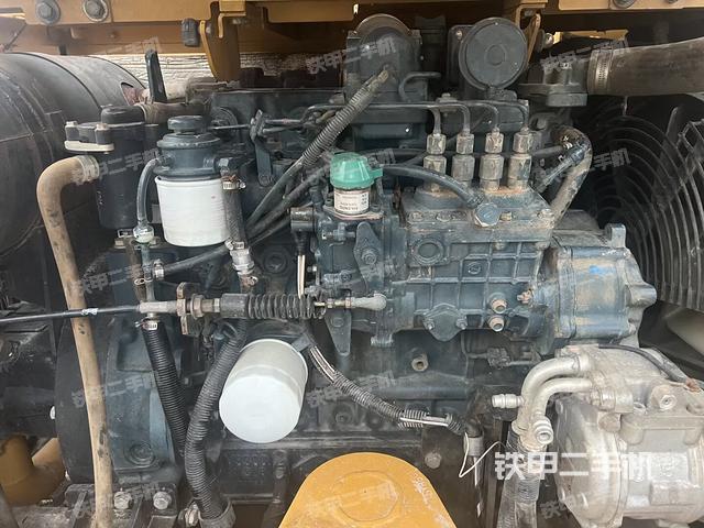 发动机整体俯视（整机外观）