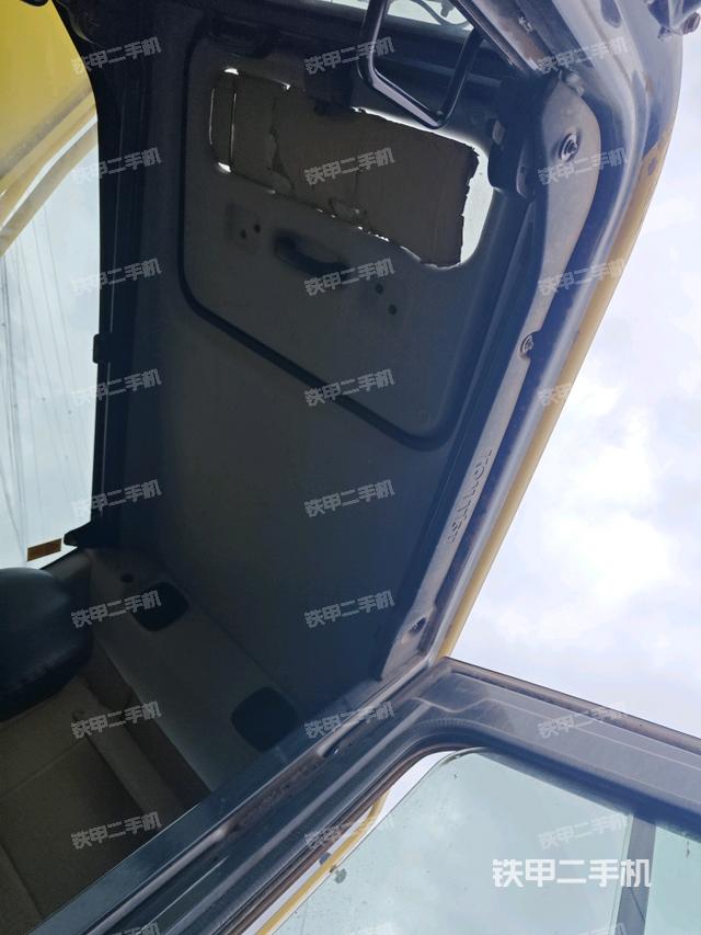 頂棚整體（駕駛室部分）