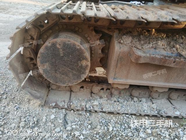 右驅(qū)動(dòng)輪（行走機(jī)構(gòu)）