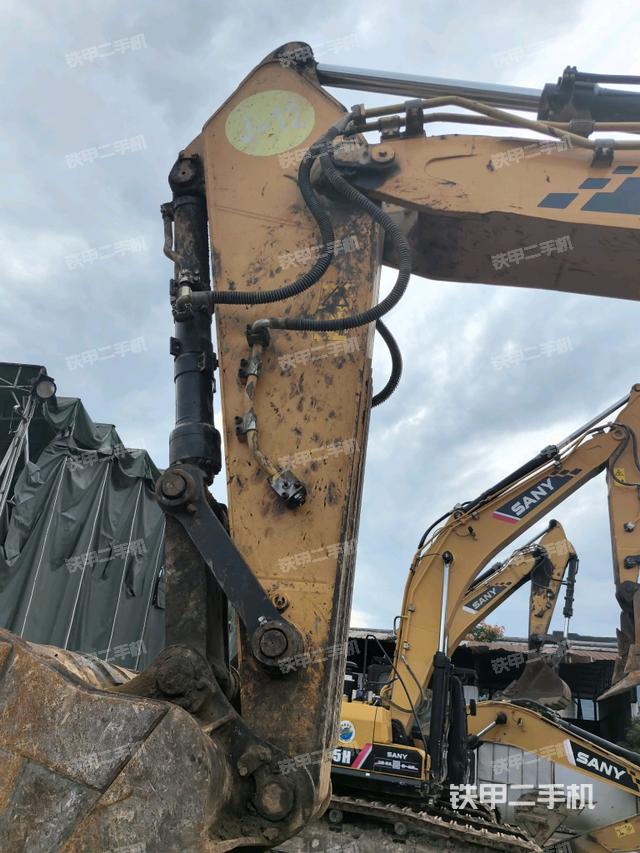 大臂整體?右側(cè)（工作和回轉(zhuǎn)裝置）