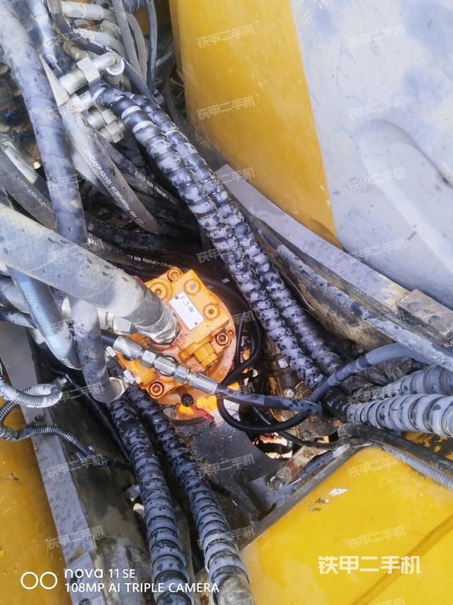 回轉(zhuǎn)馬達(dá)（上車(chē)部件）