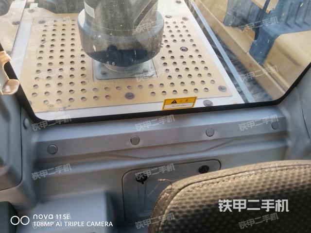 后窗玻璃角標(biāo)（駕駛室部分）