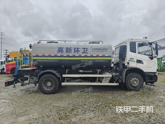 整机右侧（设备外观及核心部件）